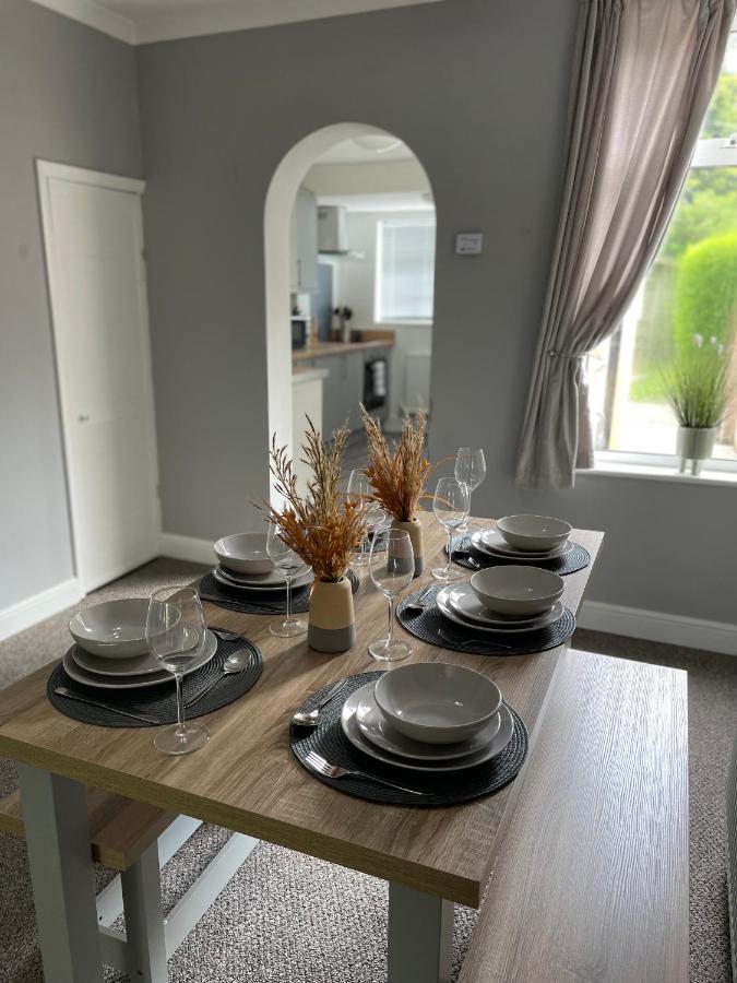 Comfy Home For Contractors And Families With Free Parking - Sage View Aldershot Exterior photo